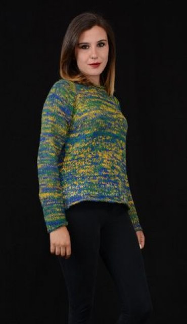 33I-Verde Sweater